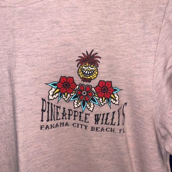 Pineapple Willy’s American Tradition style t-shirt - Picture 2 of 4